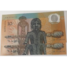 AUSTRALIA 1988 . TEN 10 DOLLAR BANKNOTES . FRASER/JOHNSTON . CONSECUTIVE PAIR